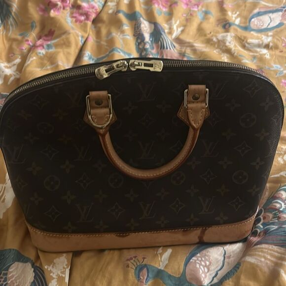 100% Authentic Louis Vuitton Totally MM Brown Monogram  Louis Vuitton Brown Monogram Handbag AUTHENTIC